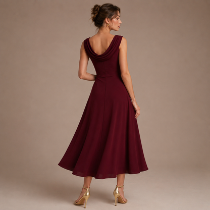 Amarante™ Robe Midi Plissée
