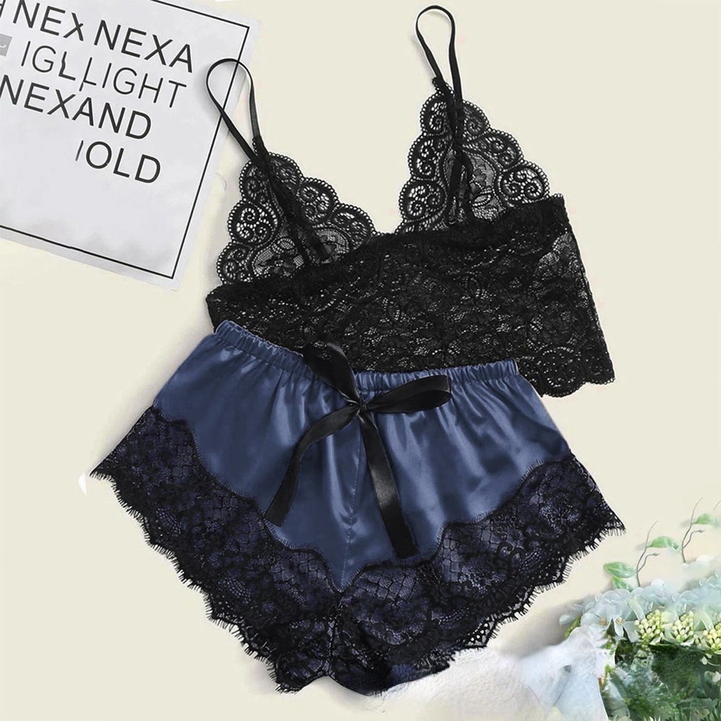 Ensemble de satin et dentelle Avelisse™